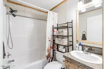 32 Bayshore Mobile Mnr, Hazlet Township, NJ 07730 - Photo 7