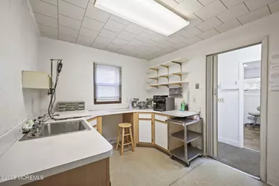 151 Route 37 W, Toms River Township, NJ 08755 - Photo 17