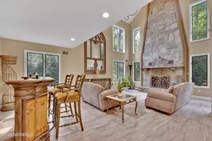 17 Ashley Dr, Holmdel, NJ 07733 - Photo 19