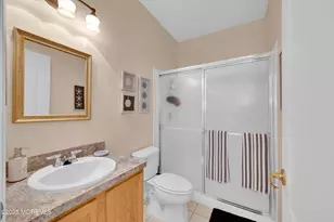 22 Morningside Ct, Lakewood, NJ 08701 - Photo 17