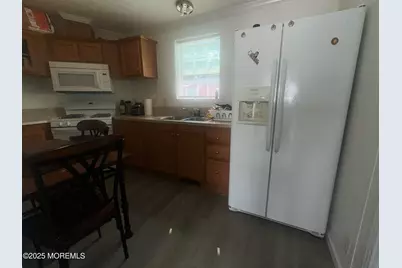 444 Jefferson Street, Eatontown, NJ 07724 - Photo 17