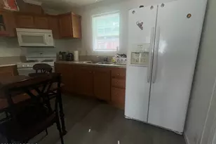 444 Jefferson St, Eatontown, NJ 07724 - Photo 17