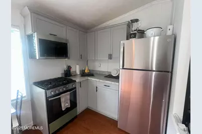 444 Jefferson Street, Eatontown, NJ 07724 - Photo 5