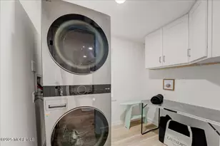 24381 W Main St, Columbus, NJ 08022 - Photo 17