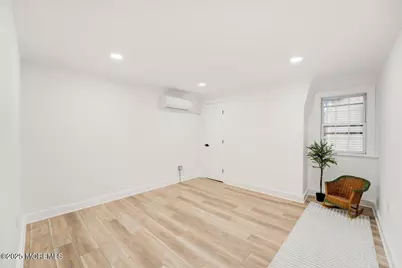 24381 W Main Street, Columbus, NJ 08022 - Photo 21