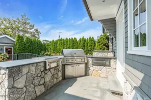 320 New York Blvd, Sea Girt, NJ 08750 - Photo 9