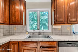 18 Wetherill Dr, Millstone Township, NJ 08510 - Photo 33