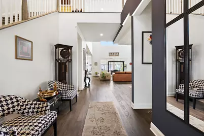 86 Sofia Drive, Manalapan Township, NJ 07726 - Photo 5