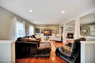 1016 Sheila Dr, Toms River Township, NJ 08753 - Photo 15