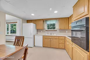 123 State Route 34, Holmdel, NJ 07733 - Photo 17