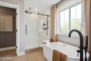 2013 Wander Ln, Manalapan Township, NJ 07726 - Photo 35