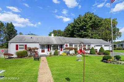 5 Bucks Lane, Marlboro Township, NJ 07746 - Photo 1