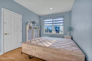 21 Old Queens Ct, Eatontown, NJ 07724 - Photo 29