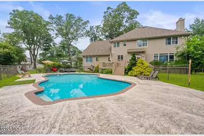 21 Old Queens Court, Eatontown, NJ 07724 - Photo 1