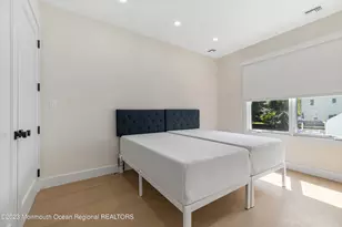 929 Van Ct Ave, Long Branch, NJ 07740 - Photo 17