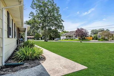 124 Oakwood Place, Forked River, NJ 08731 - Photo 5