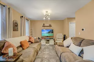 9 Hawk Ct, Howell Township, NJ 07731 - Photo 7