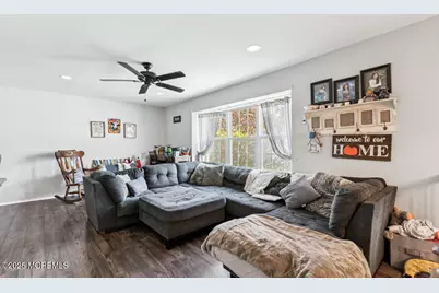 9 Cove Court, Howell Township, NJ 07731 - Photo 5