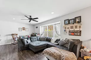 9 Cove Ct, Howell Township, NJ 07731 - Photo 5