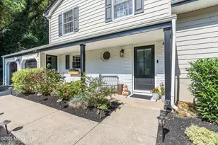 17 Winding Brook Way, Middletown, NJ 07748 - Photo 3