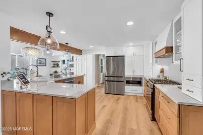 17 Winding Brook Way, Middletown, NJ 07748 - Photo 7