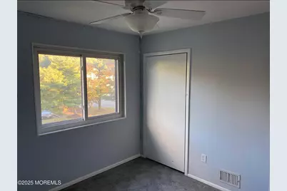 185 Clubhouse Drive, Middletown, NJ 07748 - Photo 15