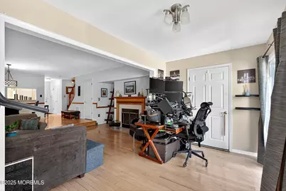 78 Albury Way, North Brunswick Township, NJ 08902 - Photo 17