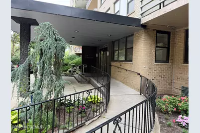 201 St Pauls Avenue #8F, Jersey City, NJ 07306 - Photo 11