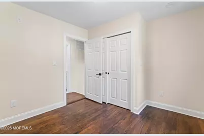 8 Chesapeake Road, Manalapan Township, NJ 07726 - Photo 19