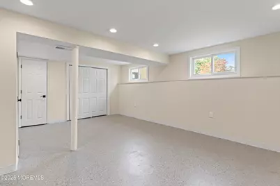 8 Chesapeake Road, Manalapan Township, NJ 07726 - Photo 31