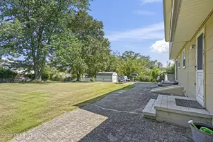 30 Forrest Hill Dr, Howell Township, NJ 07731 - Photo 33