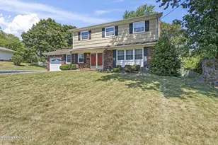 30 Forrest Hill Dr, Howell Township, NJ 07731 - Photo 3