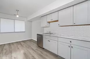 1513 Edison Glen Terrace, Edison, NJ 08837 - Photo 11