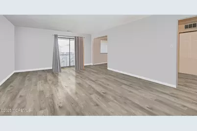 1513 Edison Glen Terrace #1513, Edison, NJ 08837 - Photo 3