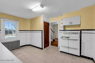 16 Robertsville Rd, Freehold, NJ 07728 - Photo 9