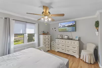 20 Brookwood Drive, Freehold, NJ 07728 - Photo 11