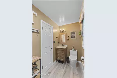 20 Brookwood Drive, Freehold, NJ 07728 - Photo 19