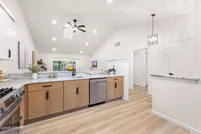 247 Jennings Road, Manahawkin, NJ 08050 - Photo 9