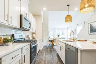 46 Victoria Gdns Sq, Neptune Township, NJ 07753 - Photo 11