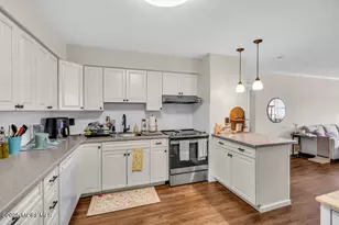 F-4 Avon Dr, East Windsor Township, NJ 08520 - Photo 11