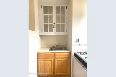 207 Woodbridge Avenue #Unit A, Metuchen, NJ 08840 - Photo 7