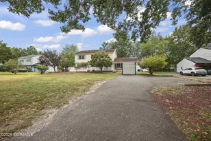 11 Oxford Rd, Manalapan Township, NJ 07726 - Photo 49