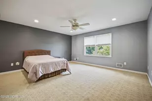 11 Oxford Rd, Manalapan Township, NJ 07726 - Photo 31