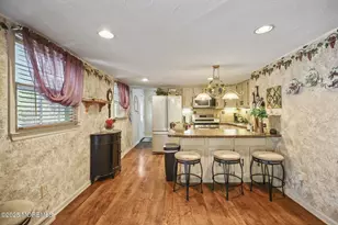 11 Oxford Rd, Manalapan Township, NJ 07726 - Photo 15