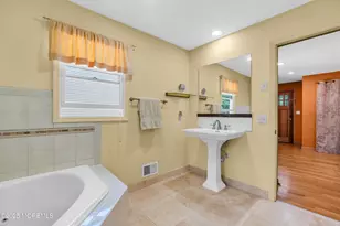 139 Mello Ln, Toms River Township, NJ 08753 - Photo 21