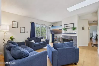 89 Lindsey Court #4021, Franklin Township, NJ 08823 - Photo 5