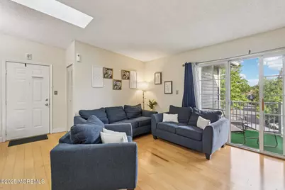 89 Lindsey Court #4021, Franklin Township, NJ 08823 - Photo 3