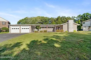 1 Pinehurst Dr, Little Egg Harbor, NJ 08087 - Photo 3