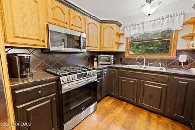 1069 W Veterans Highway, Jackson, NJ 08527 - Photo 19