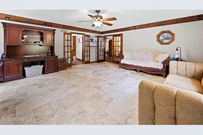 1069 W Veterans Highway, Jackson, NJ 08527 - Photo 17